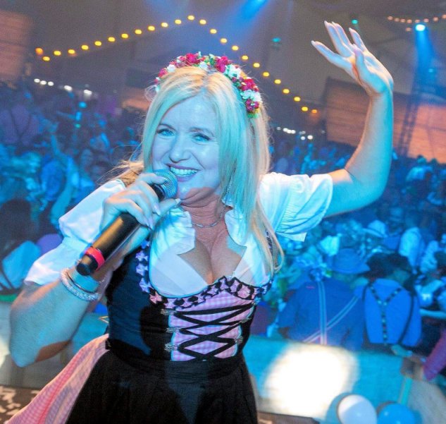 Angela Sauerkraut, www.kwekel-evenementen.nl