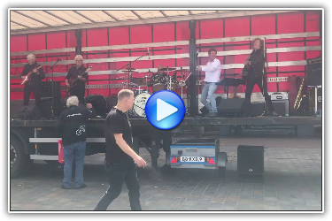 Black Albinos te boeken bij www.kwekel-evenementen.nl